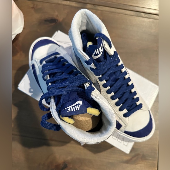 New Never Worn Nike Blazer Hightop - For You One of a Kind - Picture 8 of 9